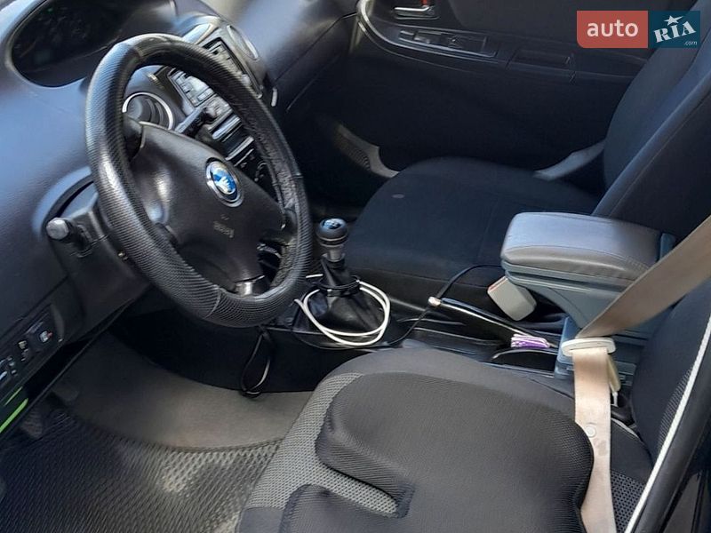 Седан Geely MK 2011 в Львові
