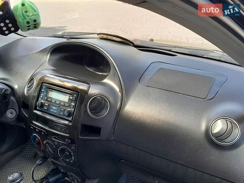 Седан Geely MK 2011 в Львові