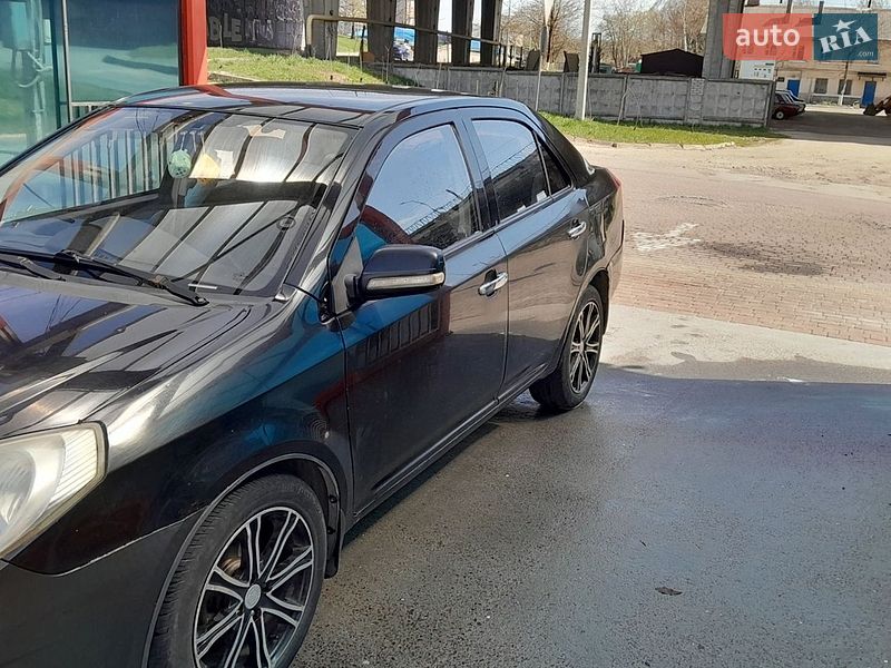 Седан Geely MK 2011 в Львові