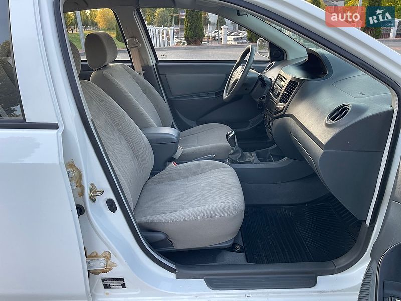 Седан Geely MK 2011 в Кременчуці