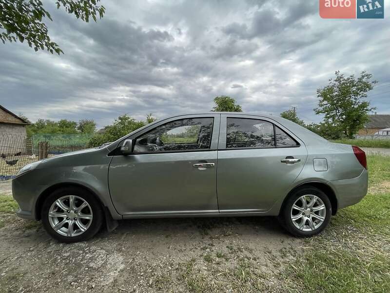 Geely MK 2011