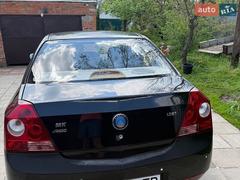 Седан Geely MK 2013 в Южном