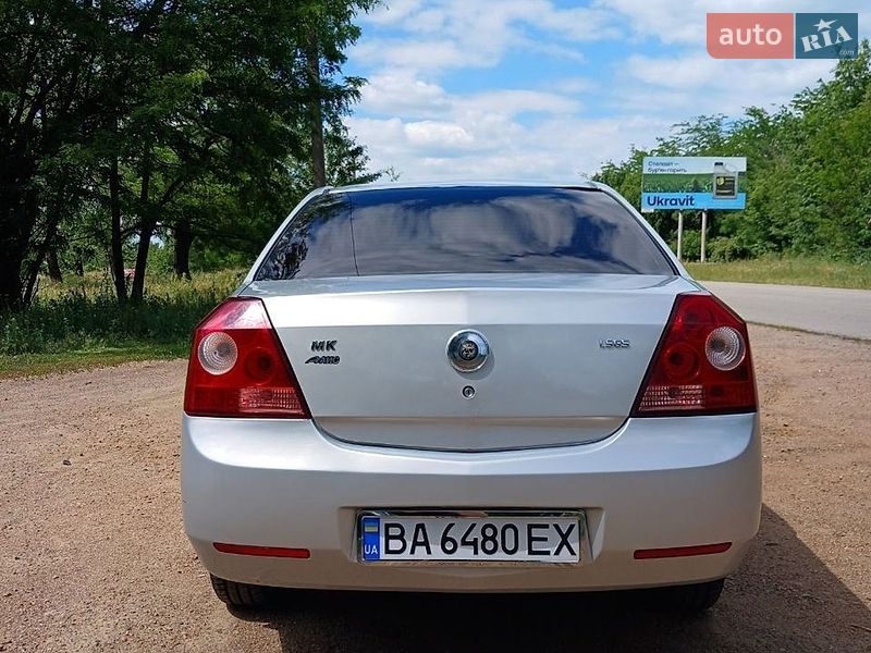 Седан Geely MK 2011 в Новоукраинке