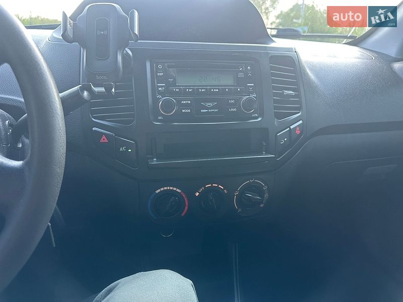 Седан Geely MK 2012 в Верхнеднепровске