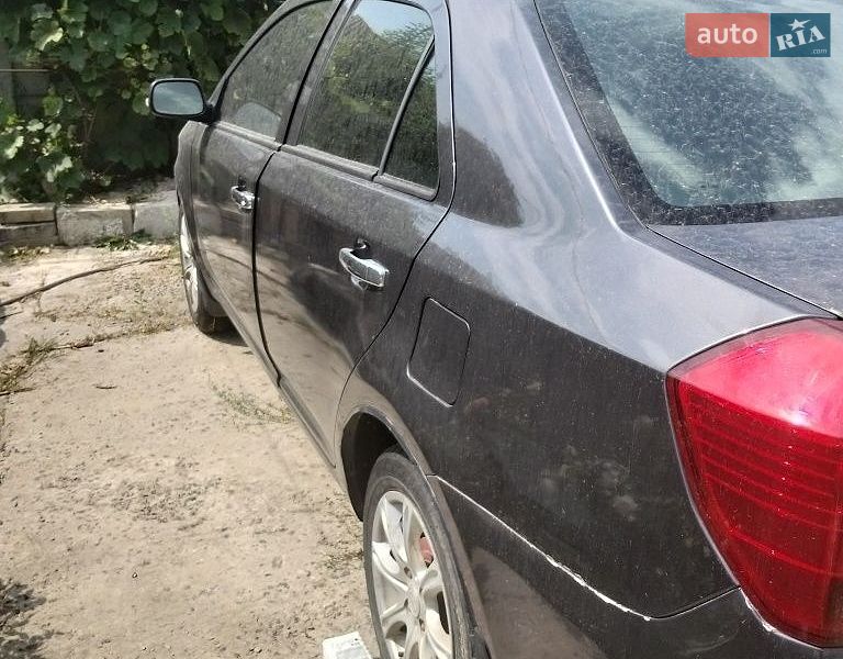 Седан Geely MK 2008 в Бучі