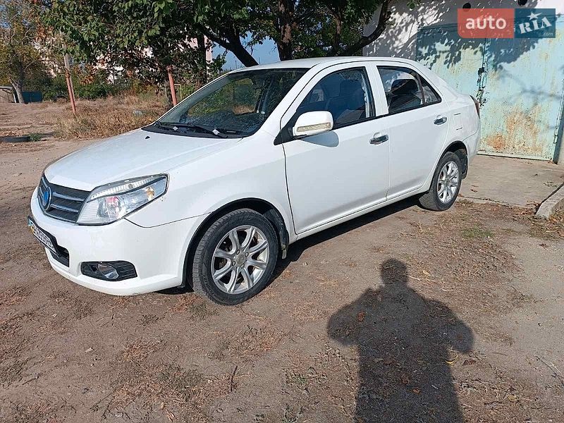 2013 Geely MK, VIN Y7WJL7152D0023524:plate — zdjęcie 1 (autoria)