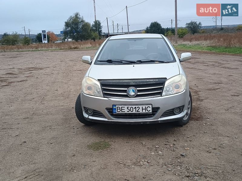 Geely MK 2012