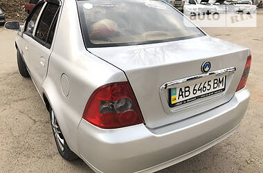Седан Geely MR 2012 в 