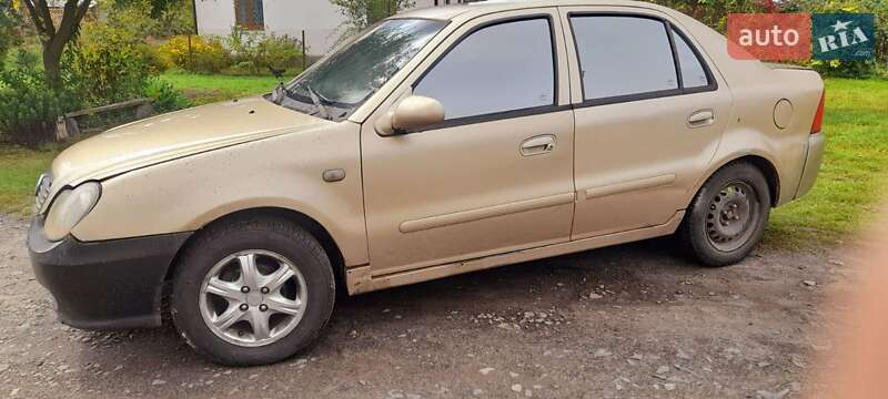 Седан Geely MR 2008 в Владимирце