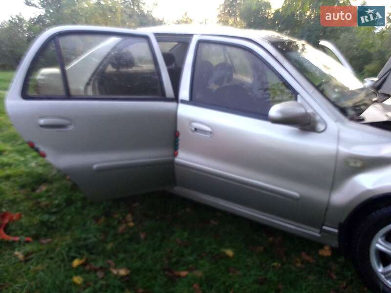 Седан Geely MR 2008 в Львові