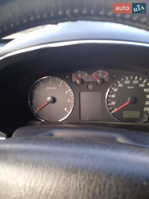 Седан Geely MR 2011 в Малині