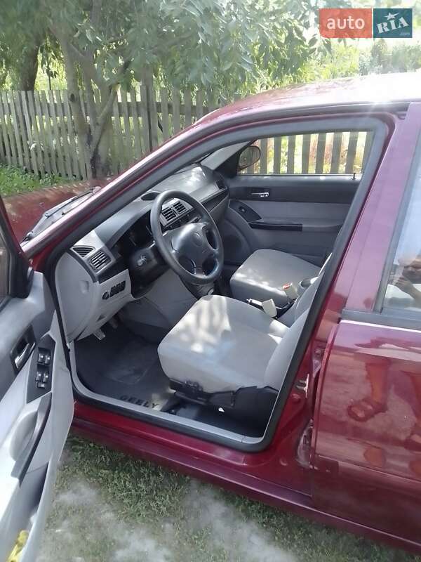Хэтчбек Geely MR 2008 в Миргороде