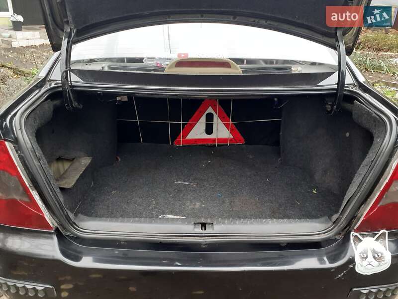 Хэтчбек Geely MR 2008 в Виннице