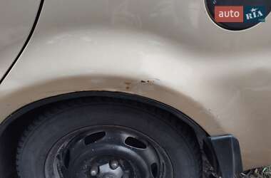 Хэтчбек Geely MR 2007 в 