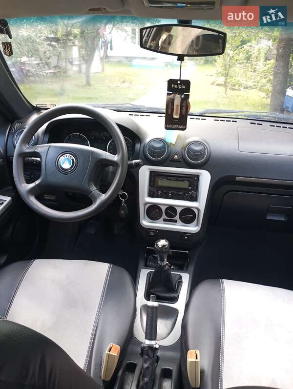 Хэтчбек Geely MR 2009 в Ивано-Франковске