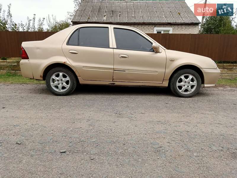 Седан Geely MR 2007 в Турийске