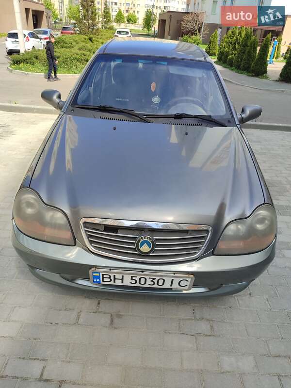 Хэтчбек Geely MR 2008 в Вишневом