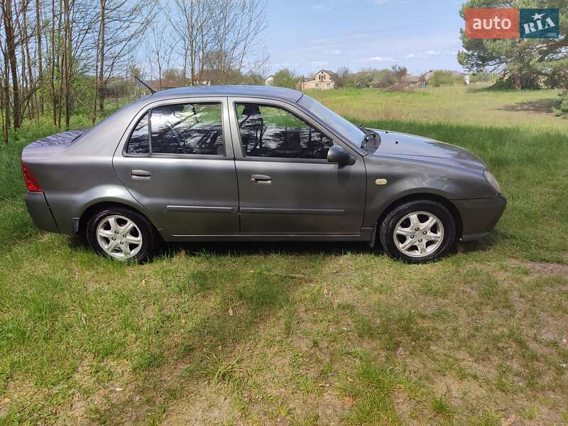 Хэтчбек Geely MR 2008 в Вишневом