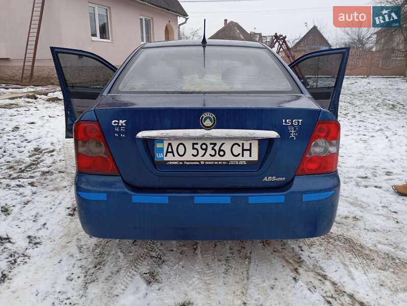 Хэтчбек Geely MR 2008 в Чопе