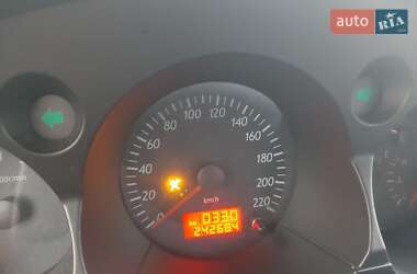 Седан Geely MR 2009 в 