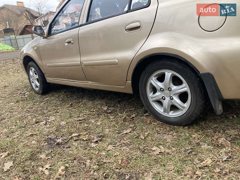 Хетчбек Geely MR 2008 в Києві фото 6 Хетчбек Geely MR 2008 в Києві