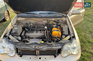 Седан Geely MR 2009 в 
