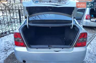 Хэтчбек Geely MR 2008 в 