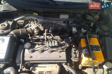 Седан Geely MR 2010 в 
