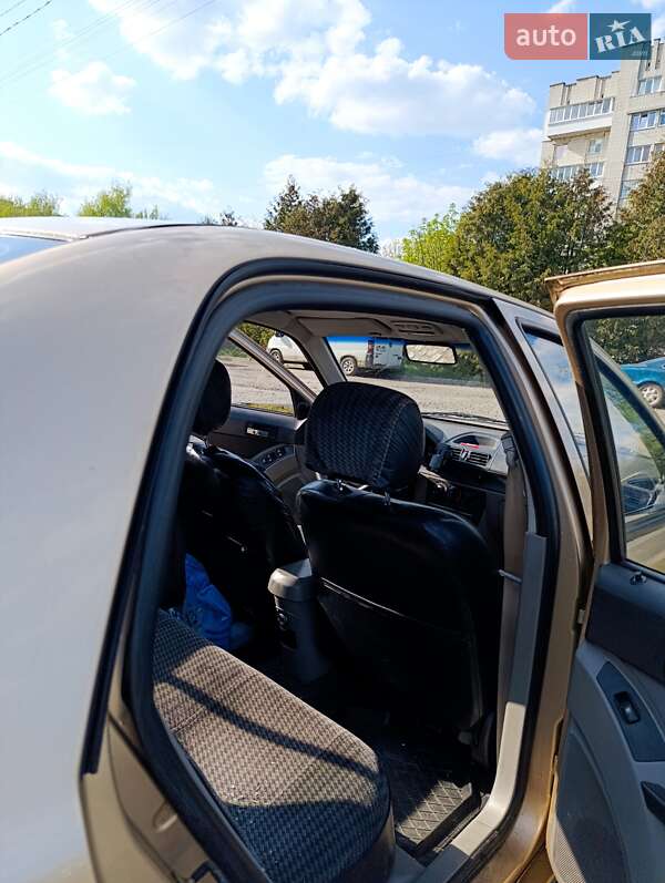 Хетчбек Geely MR 2008 в Львові
