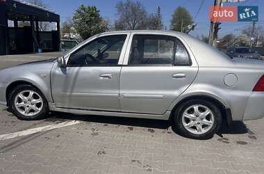 Хэтчбек Geely MR 2008 в 