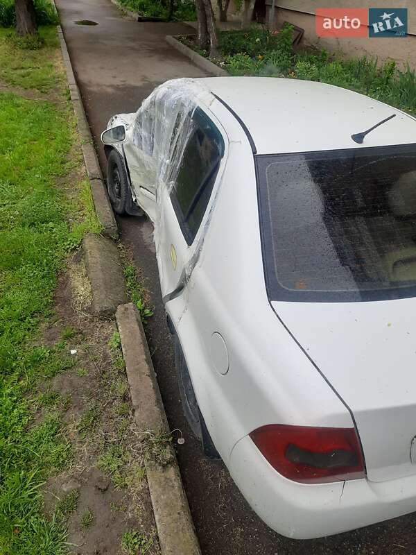 Хэтчбек Geely MR 2007 в Ивано-Франковске фото 4 Хэтчбек Geely MR 2007 в Ивано-Франковске