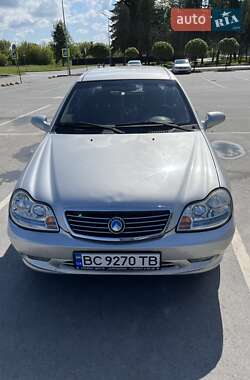 Седан Geely MR 2013 в 