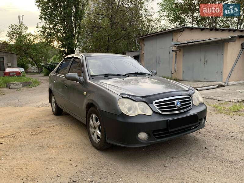 Хэтчбек Geely MR 2009 в 