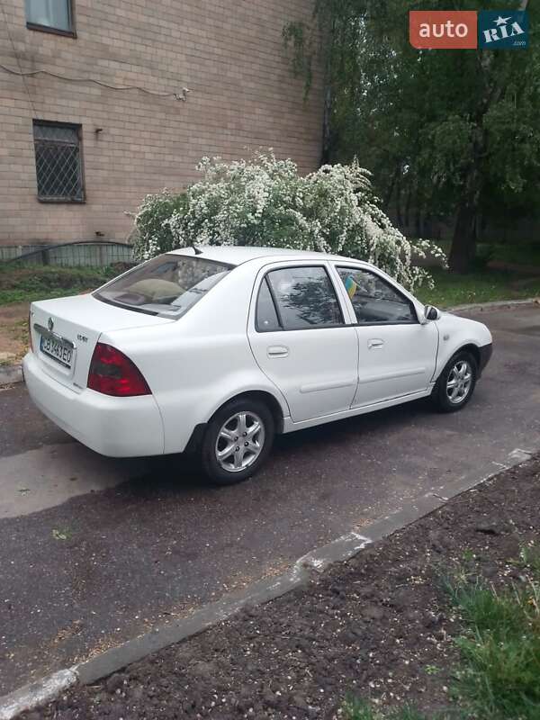 Хэтчбек Geely MR 2007 в 