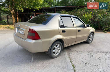 Хэтчбек Geely MR 2008 в 