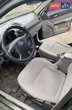 Хэтчбек Geely MR 2007 в 