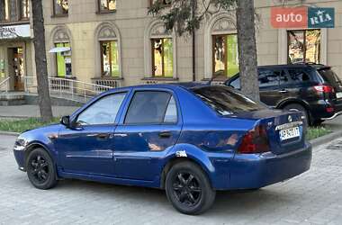 Хэтчбек Geely MR 2008 в 