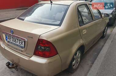 Хэтчбек Geely MR 2009 в 