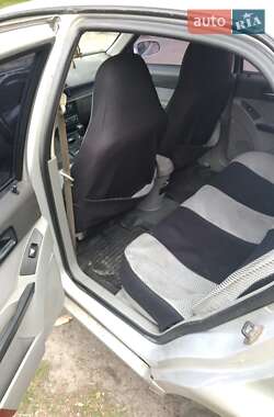 Хэтчбек Geely MR 2008 в 