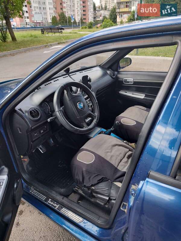 Хэтчбек Geely MR 2009 в Киеве