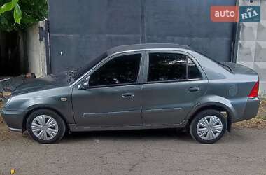 Хэтчбек Geely MR 2007 в 