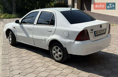 Хетчбек Geely MR 2007 в 