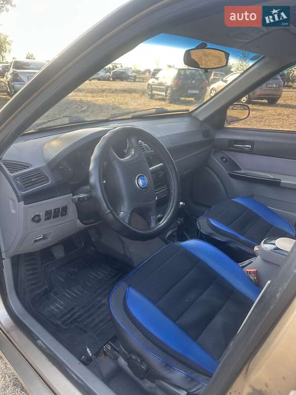 Хэтчбек Geely MR 2007 в Каменском