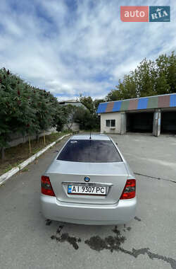 Хэтчбек Geely MR 2007 в 