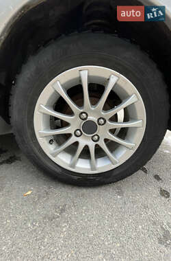 Хэтчбек Geely MR 2007 в 