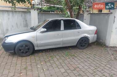 Хэтчбек Geely MR 2007 в 