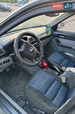 Хэтчбек Geely MR 2008 в 