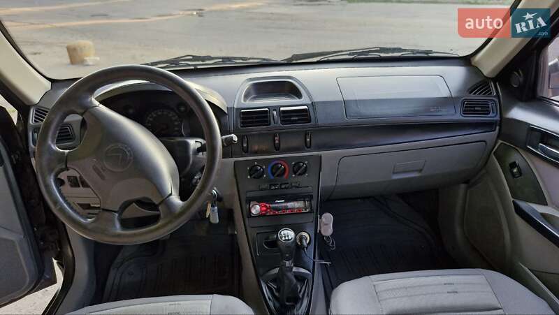 Седан Geely MR 2008 в Павлограде