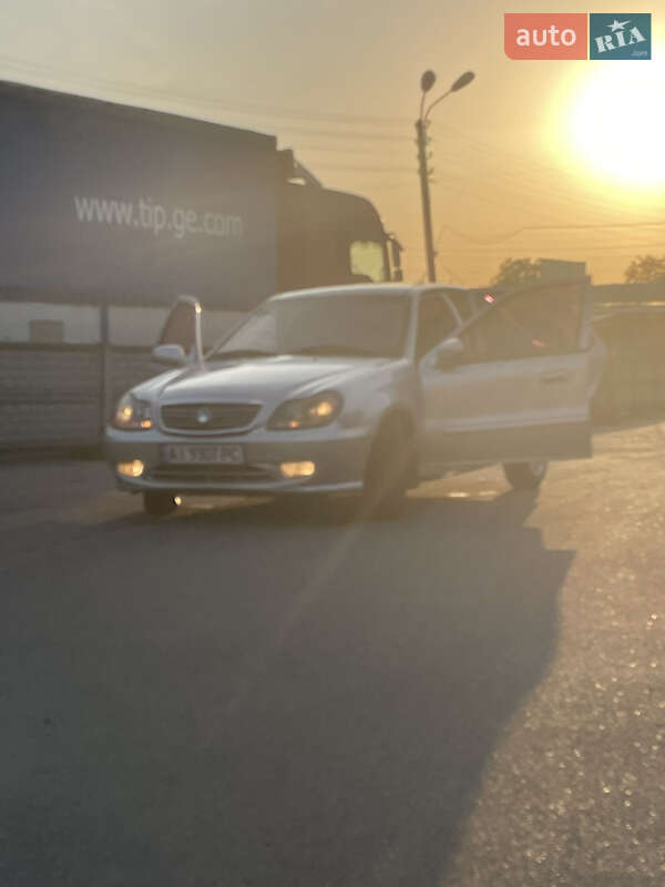 Хетчбек Geely MR 2007 в 