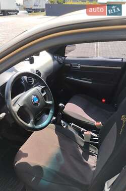 Седан Geely MR 2009 в 
